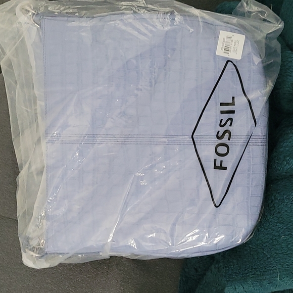 Brand new in packing Fossil Jolie hobo in light lilac - Picture 4 of 4